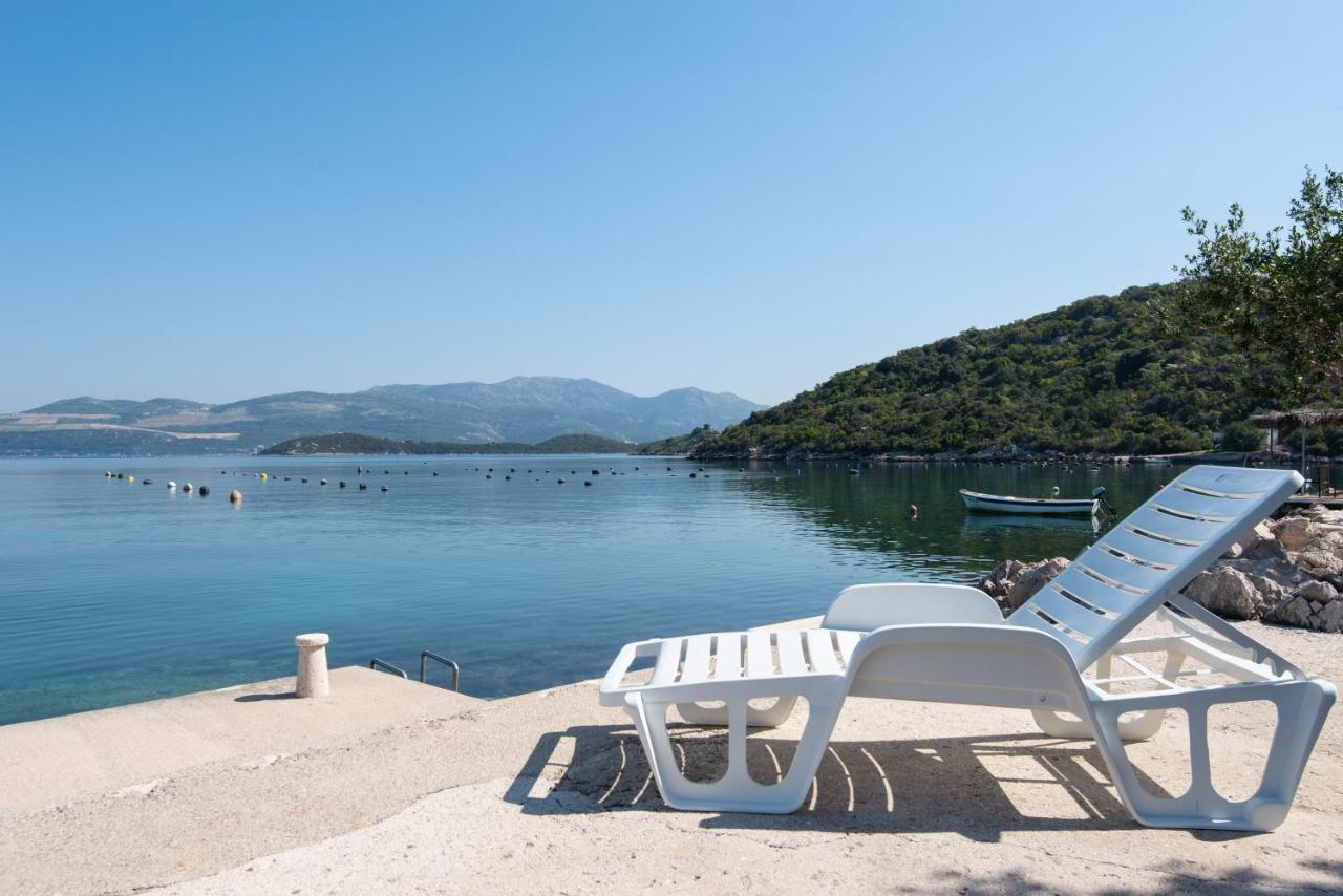Apartments By The Sea Cove Pjestata, Peljesac - 12381 Putnikovic Exterior photo